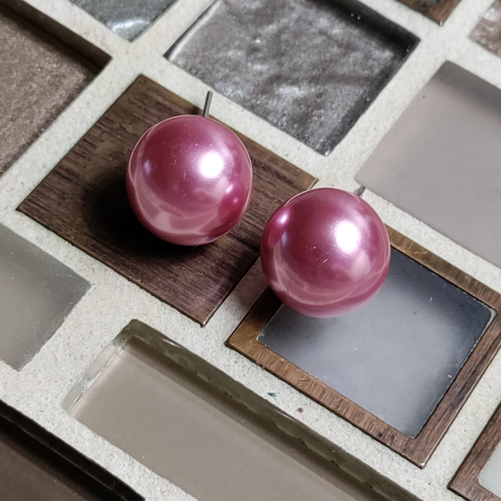 Oversized Pink Pearl earrings-$5 add on